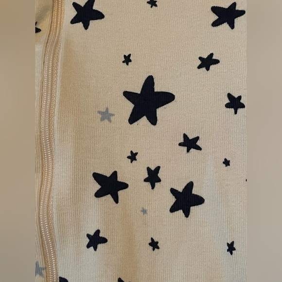 Hanna Andersson Moon and Back Zip Sleeper pajamas 2T - Picture 3 of 5